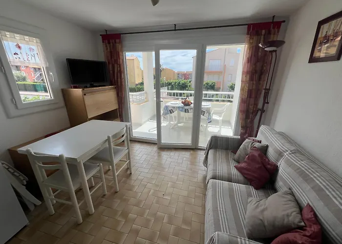 Sables D'or Joli T3 Proche De La Richelieu Cap D'agde アグド